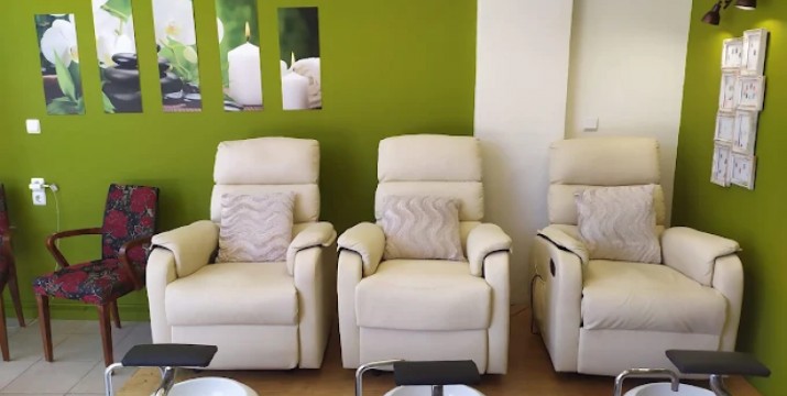14,90€ από 25€ για 1 Full Body Massage (60') με επιλογή από Relax ή Deep Tissue ή Αθλητικό, για 1 Άτομo σε Prive Ατομική Καμπίνα, στο σύγχρονο Κέντρο Ομορφιάς & Ευεξίας «Baroque Studio Nails & Spa», στους Αγίους Αναργύρους.